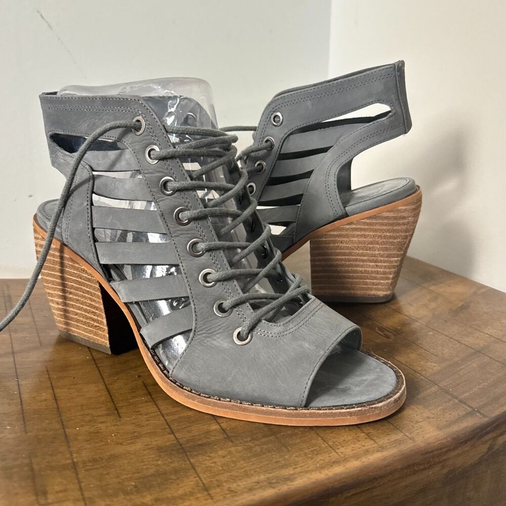 Vince Camuto Boho Lace Up Heels Womens 7.5 Gray Festival Gladiator Sandals